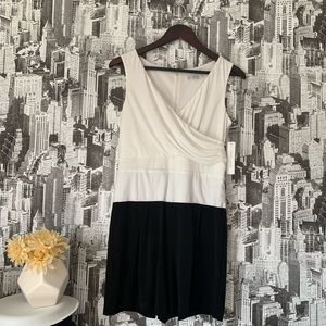 🦋30for35🦋 Sandra Darren sleeveless romper